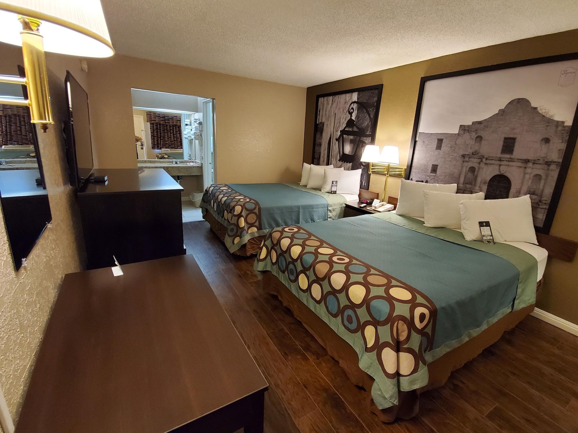 Hotel Super 8 By Wyndham Abilene North Esterno foto