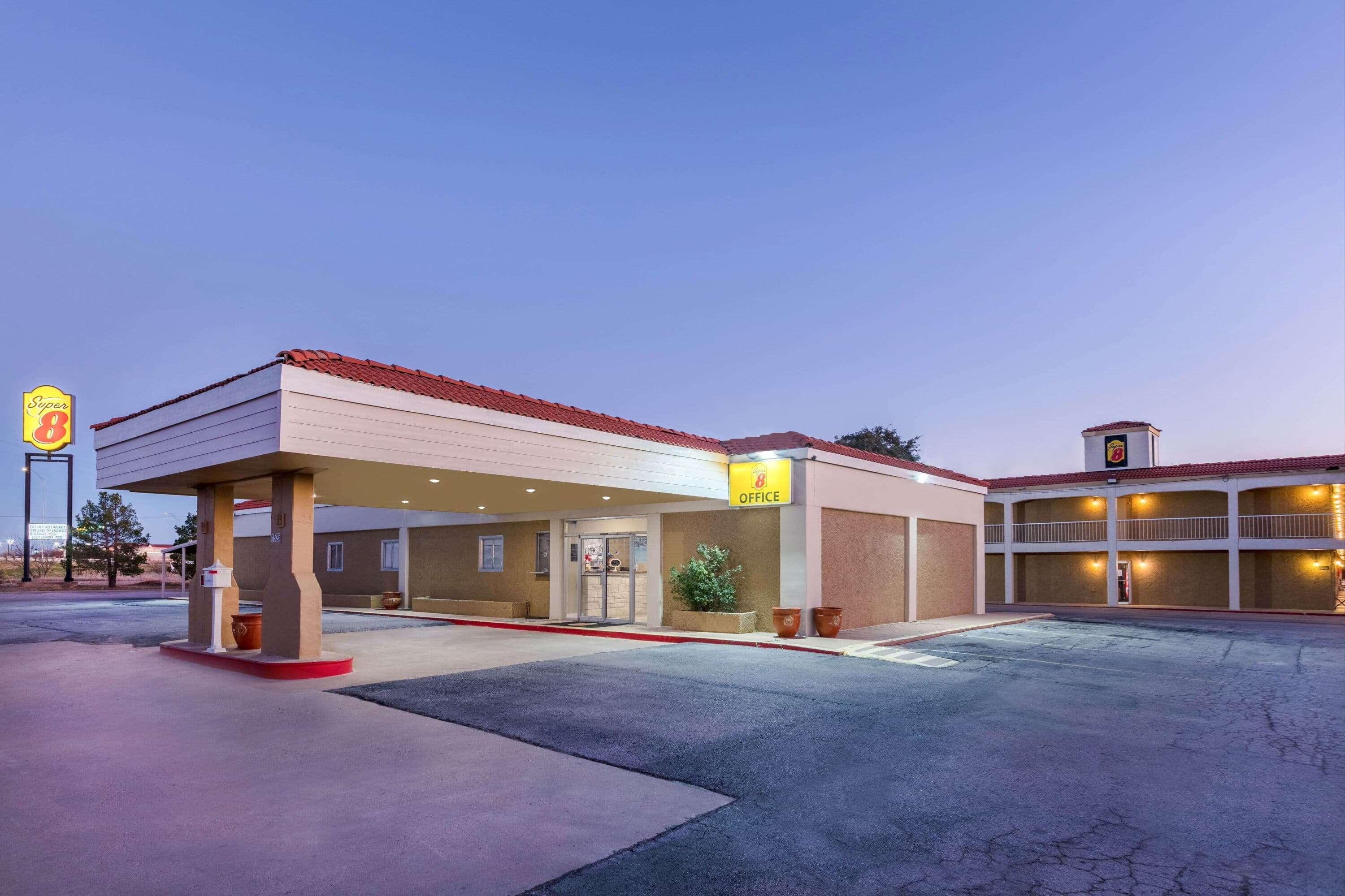 Hotel Super 8 By Wyndham Abilene North Esterno foto
